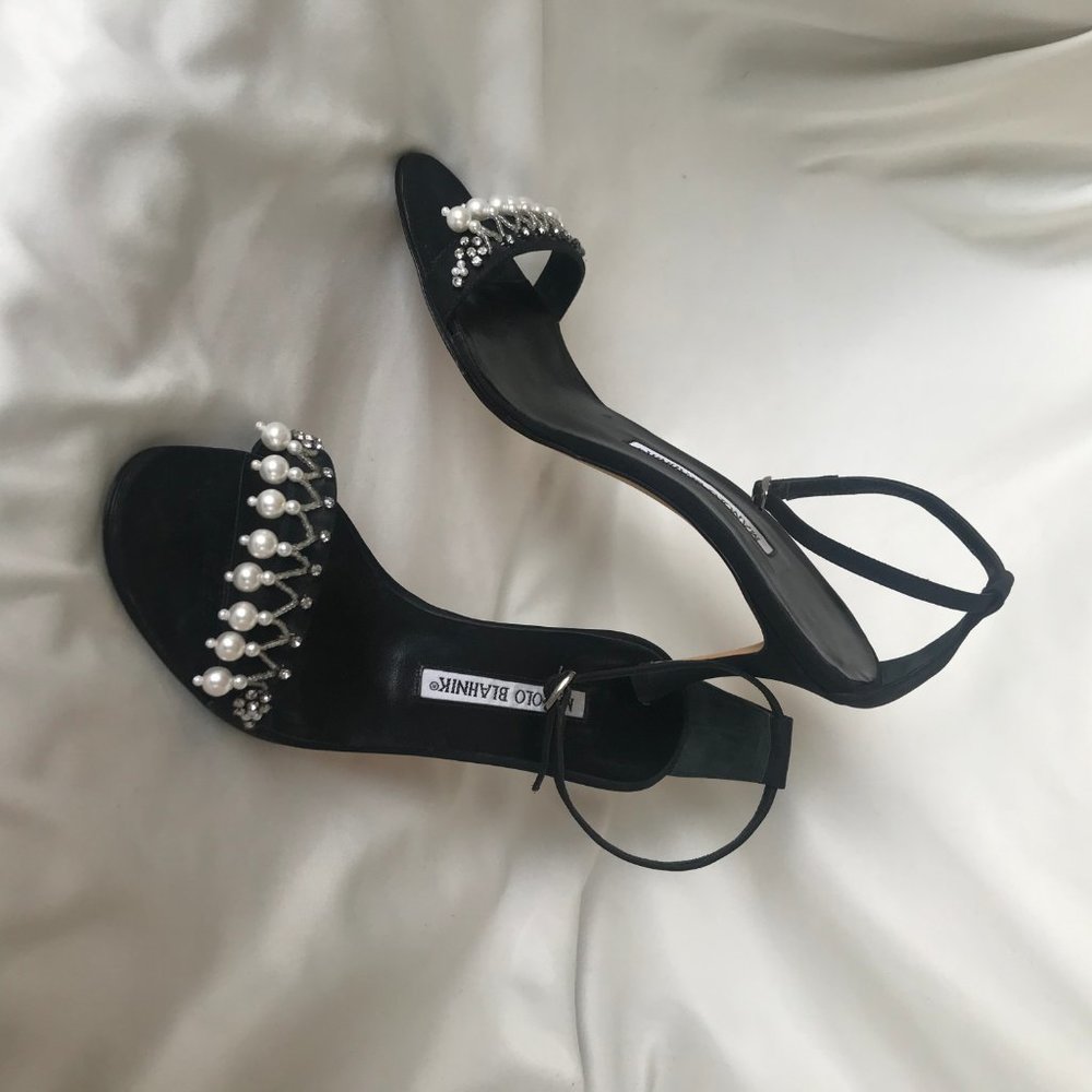 MANOLO BLAHNIK black suede with beading heel - Picture 2 of 9